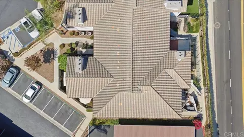 View/Area - 2708 Lake Pointe Dr #212, Spring Valley, CA 91977 photo 2 of 4