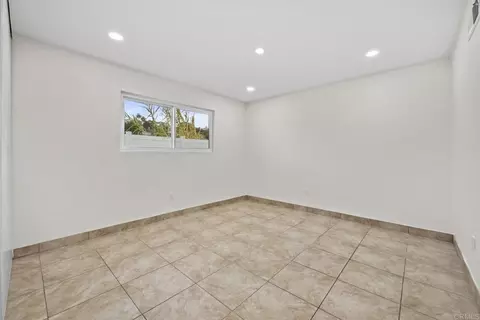 Bedroom - 1199 E Washington Ave, El Cajon, CA 92019 photo 5 of 6