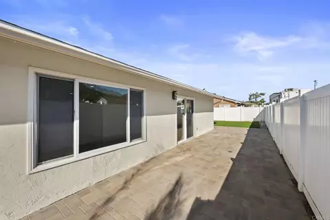 Exterior - 1199 E Washington Ave, El Cajon, CA 92019 photo 7 of 8