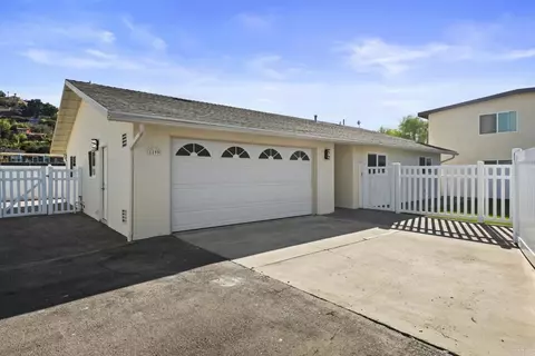 Exterior - 1199 E Washington Ave, El Cajon, CA 92019 photo 3 of 8