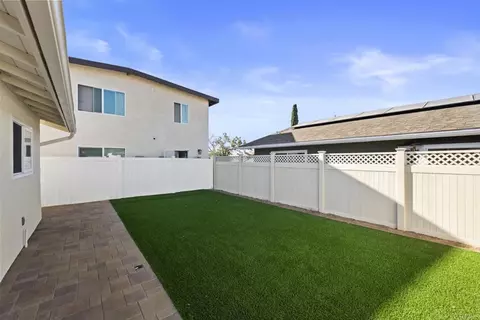 Exterior - 1199 E Washington Ave, El Cajon, CA 92019 photo 5 of 8