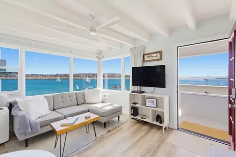 2613 Mission Blvd #14, San Diego, CA 92109
