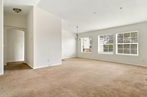 Living - 18453 Ramona View Dr, Ramona, CA 92065 photo 4 of 8