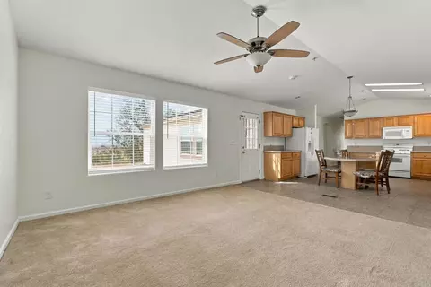 Living - 18453 Ramona View Dr, Ramona, CA 92065 photo 1 of 8