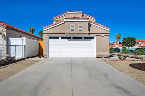 558 Cherry Vista Dr, Perris, CA 92571