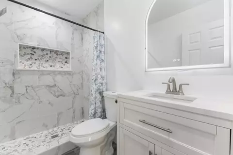 Bath - 12221 Rockstream Rd, Lakeside, CA 92040 photo 8 of 9