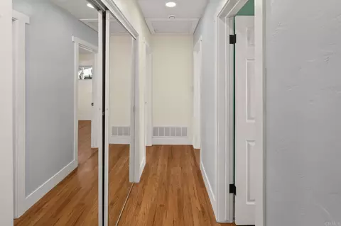 Entry Way - 4096 Yale Ave, La Mesa, CA 91941 photo 2 of 3