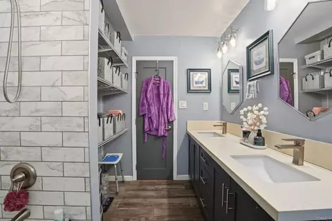 Bath - 4135 N Cordoba Ave, Spring Valley, CA 91977 photo 3 of 5