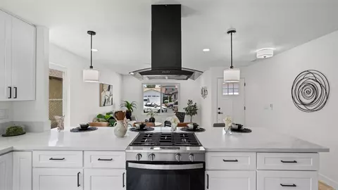 129 Diza Rd, San Ysidro, CA 92173