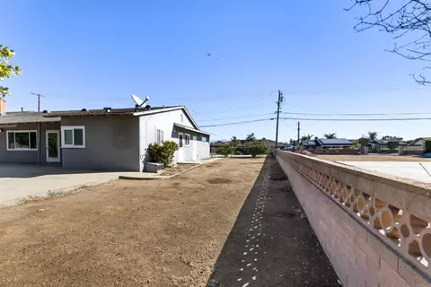 Exterior - 1176 Rippey St, El Cajon, CA 92020 photo 13 of 14