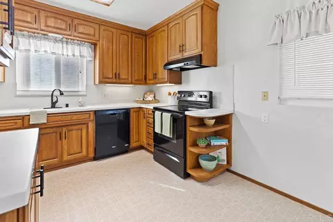 Kitchen - 1176 Rippey St, El Cajon, CA 92020 photo 2 of 5