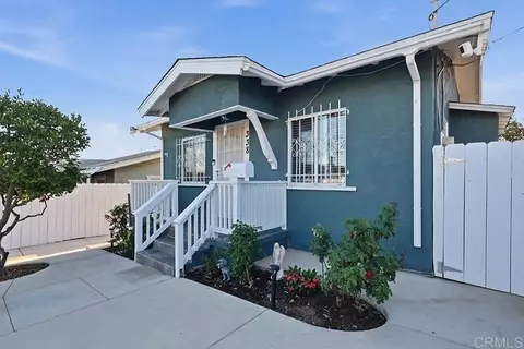 338 Hoitt St, San Diego, CA 92102