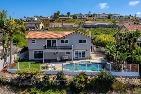 View/Area - 741 Santa Olivia, Solana Beach, CA 92075 photo 5 of 9
