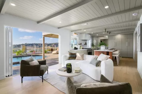 741 Santa Olivia, Solana Beach, CA 92075