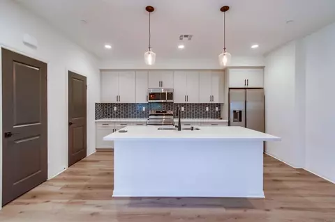 Kitchen - 10541 Graphite St, Spring Valley, CA 91977 photo 2 of 5