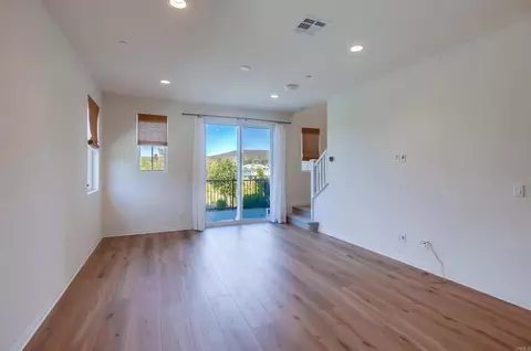 Living - 10541 Graphite St, Spring Valley, CA 91977 photo 2 of 4