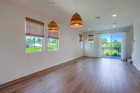 Living - 10541 Graphite St, Spring Valley, CA 91977 photo 1 of 4
