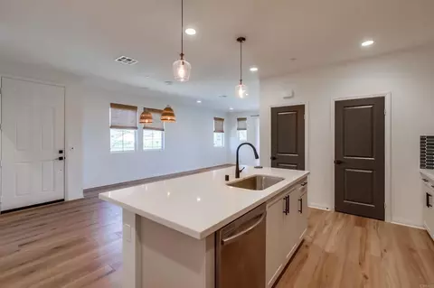 Kitchen - 10541 Graphite St, Spring Valley, CA 91977 photo 5 of 5