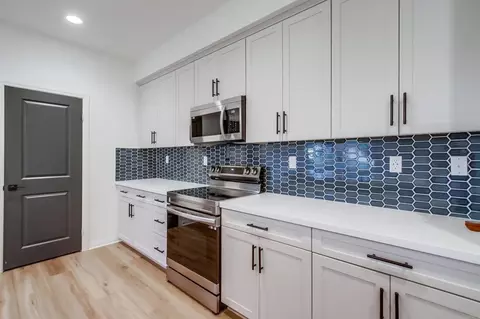 Kitchen - 10541 Graphite St, Spring Valley, CA 91977 photo 4 of 5