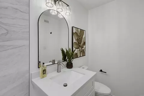 Bath - 8924 Jana Ct, Spring Valley, CA 91977 photo 2 of 6