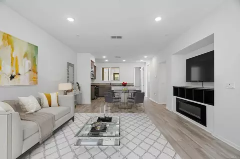 5280 Beachfront Cv #241, San Diego, CA 92154