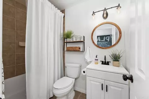 Bath - 13239 Saddle Ridge Rd, Lakeside, CA 92040 photo 1 of 2