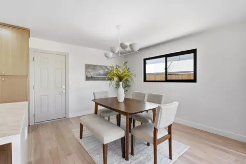 Dining - 3850 Trieste Dr, Carlsbad, CA 92010 photo 3 of 3