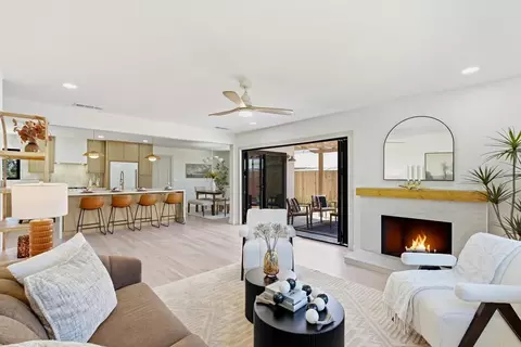Living - 3850 Trieste Dr, Carlsbad, CA 92010 photo 2 of 5