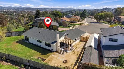 View/Area - 3850 Trieste Dr, Carlsbad, CA 92010 photo 2 of 3