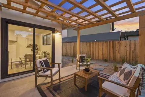 Exterior - 3850 Trieste Dr, Carlsbad, CA 92010 photo 13 of 14