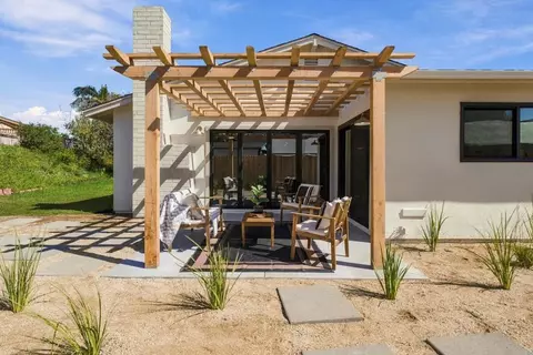 Exterior - 3850 Trieste Dr, Carlsbad, CA 92010 photo 7 of 14