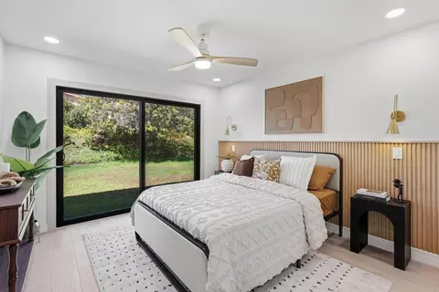 Bedroom - 3850 Trieste Dr, Carlsbad, CA 92010 photo 1 of 7
