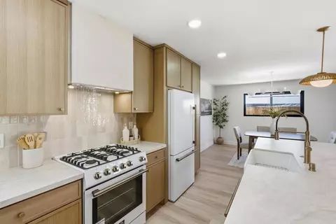 Kitchen - 3850 Trieste Dr, Carlsbad, CA 92010 photo 5 of 5