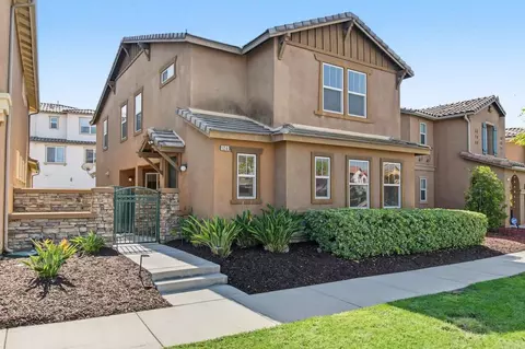 Exterior - 1240 Pershing Rd, Chula Vista, CA 91913 photo 2 of 13