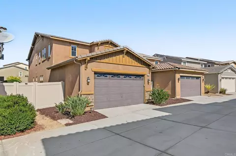 Exterior - 1240 Pershing Rd, Chula Vista, CA 91913 photo 10 of 13