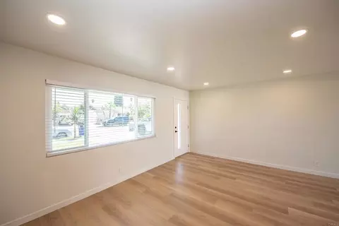 Living - 1404 Jefferson Ave, Escondido, CA 92027 photo 9 of 15