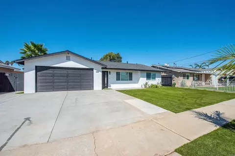 Exterior - 1404 Jefferson Ave, Escondido, CA 92027 photo 7 of 10
