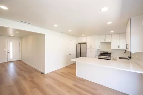Entry Way - 1404 Jefferson Ave, Escondido, CA 92027 photo 1 of 3