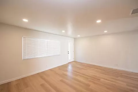 Living - 1404 Jefferson Ave, Escondido, CA 92027 photo 5 of 15