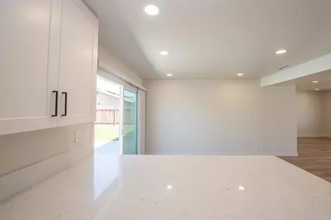 Living - 1404 Jefferson Ave, Escondido, CA 92027 photo 1 of 15
