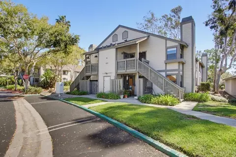 1953 Wellington Ln #7, Vista, CA 92081