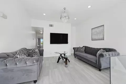 Living - 1380 E Washington Ave #17, El Cajon, CA 92019 photo 1 of 2