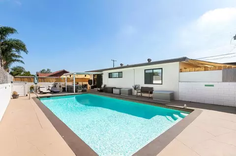 2802 Murray Ridge Rd, San Diego, CA 92123
