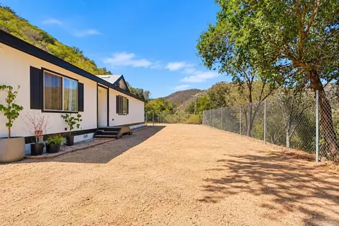 Exterior - 1020 Silverbrook Dr, El Cajon, CA 92019 photo 1 of 7