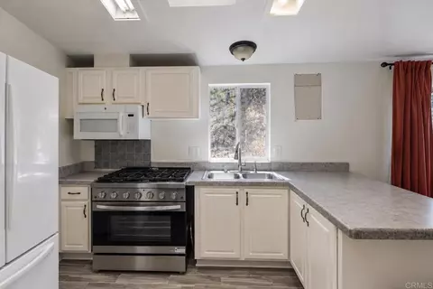 Kitchen - 1020 Silverbrook Dr, El Cajon, CA 92019 photo 1 of 2