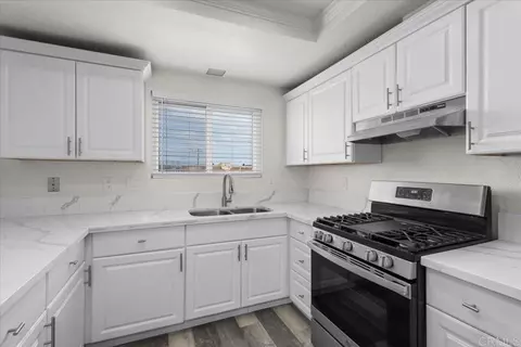 311 Zenith St, Chula Vista, CA 91911