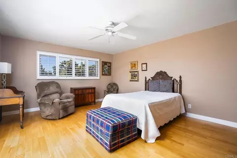 Bedroom - 10071 Resmar Pl, La Mesa, CA 91941 photo 3 of 6