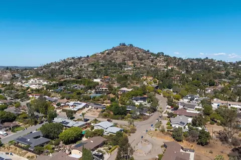 View/Area - 10071 Resmar Pl, La Mesa, CA 91941 photo 7 of 14