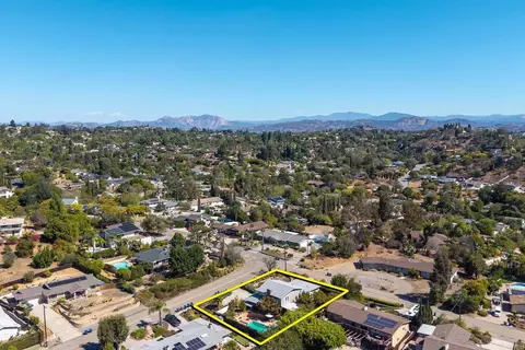 View/Area - 10071 Resmar Pl, La Mesa, CA 91941 photo 12 of 14
