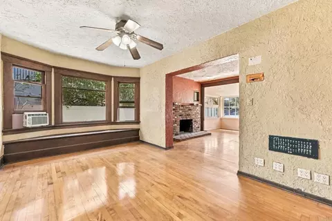 Living - 848 Olive Ave, Coronado, CA 92118 photo 6 of 7